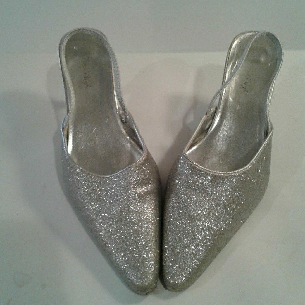 Frist Sight Silver Glittery Flats.